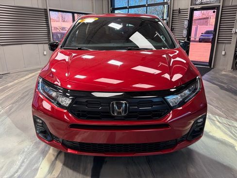 Used 2025 Honda Odyssey Sport-L image 40