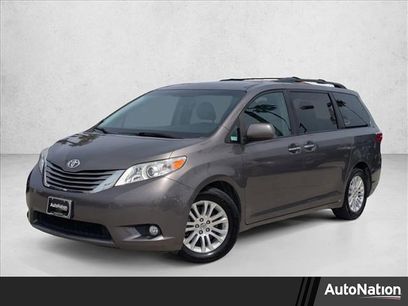 Used 2016 Toyota Sienna XLE w/ XLE Navigation Package