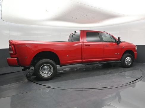 Used 2023 RAM 3500 Laramie AWD/4WD image 30