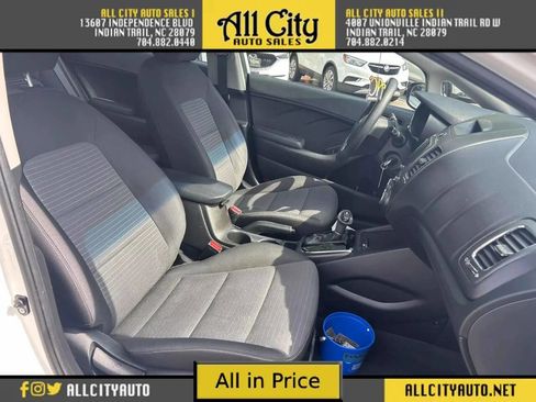 Used 2018 Kia Forte LX w/ LX Popular Package image 15