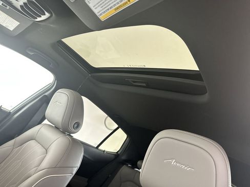 New 2026 Buick Envista Avenir image 27
