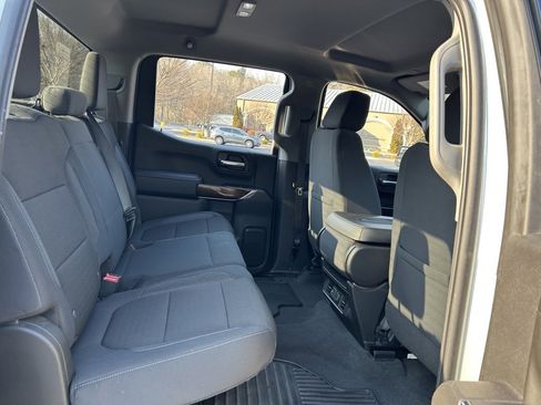 Used 2020 GMC Sierra 1500 SLE w/ SLE Value Package image 39