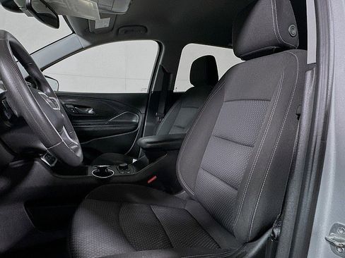 Used 2022 GMC Terrain SLE w/ Driver Convenience Package image 11