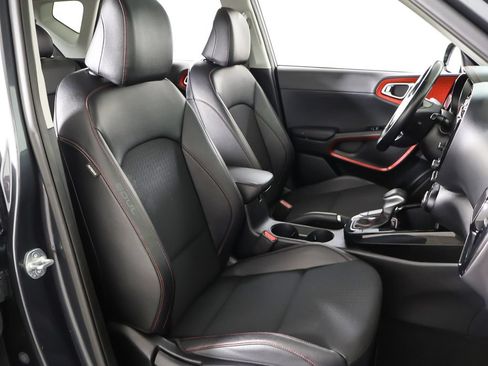 Used 2023 Kia Soul GT-Line FWD image 30