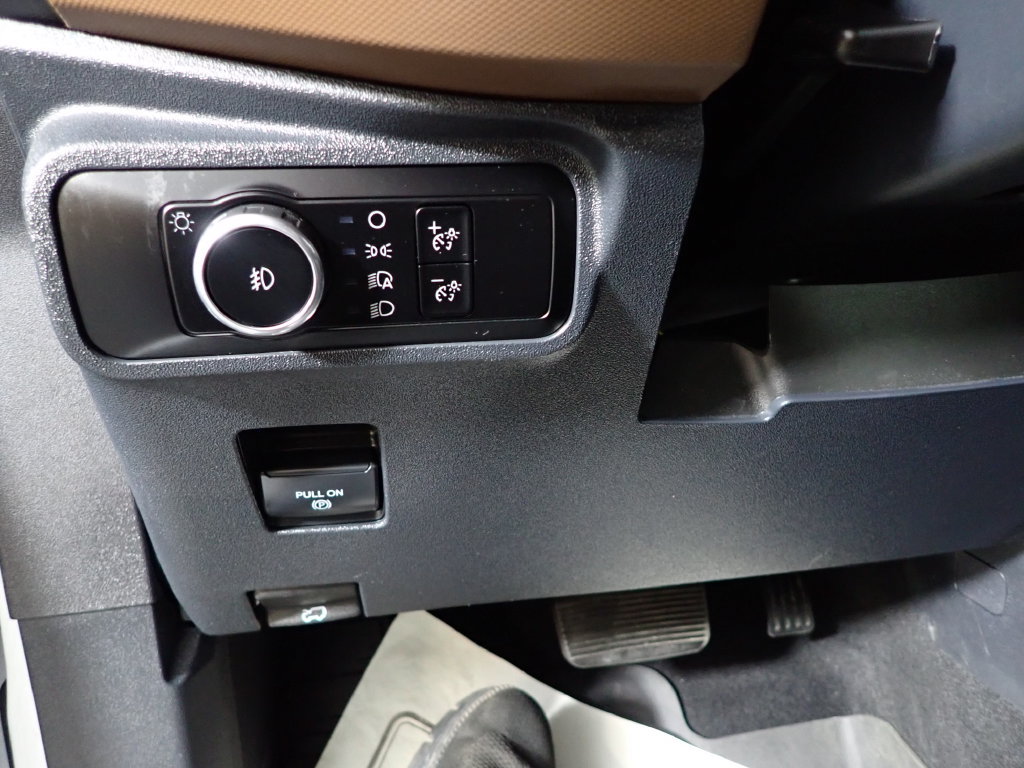 Used 2024 Ford Bronco Outer Banks AWD/4WD image 24