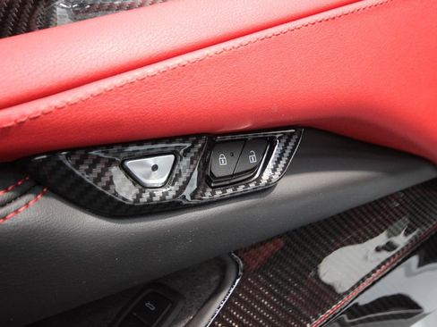 Used 2021 Chevrolet Corvette Stingray Preferred Conv w/ Z51 Performance Package RWD image 15