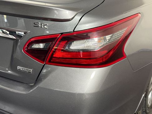 Used 2018 Nissan Altima 2.5 SR w/ SR Special Edition FWD image 34