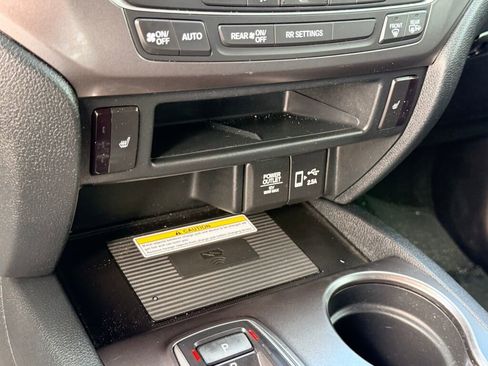 Used 2023 Honda Passport EX-L image 25