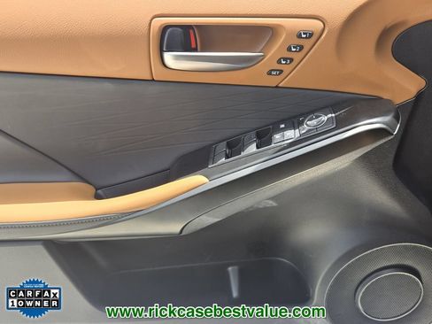 Used 2025 Lexus IS 300 w/ Premium Package RWD image 29