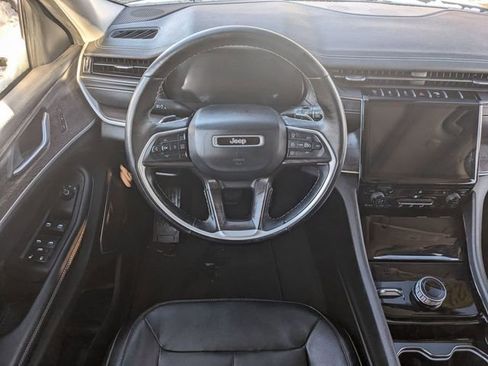 Certified 2022 Jeep Grand Cherokee Limited image 15