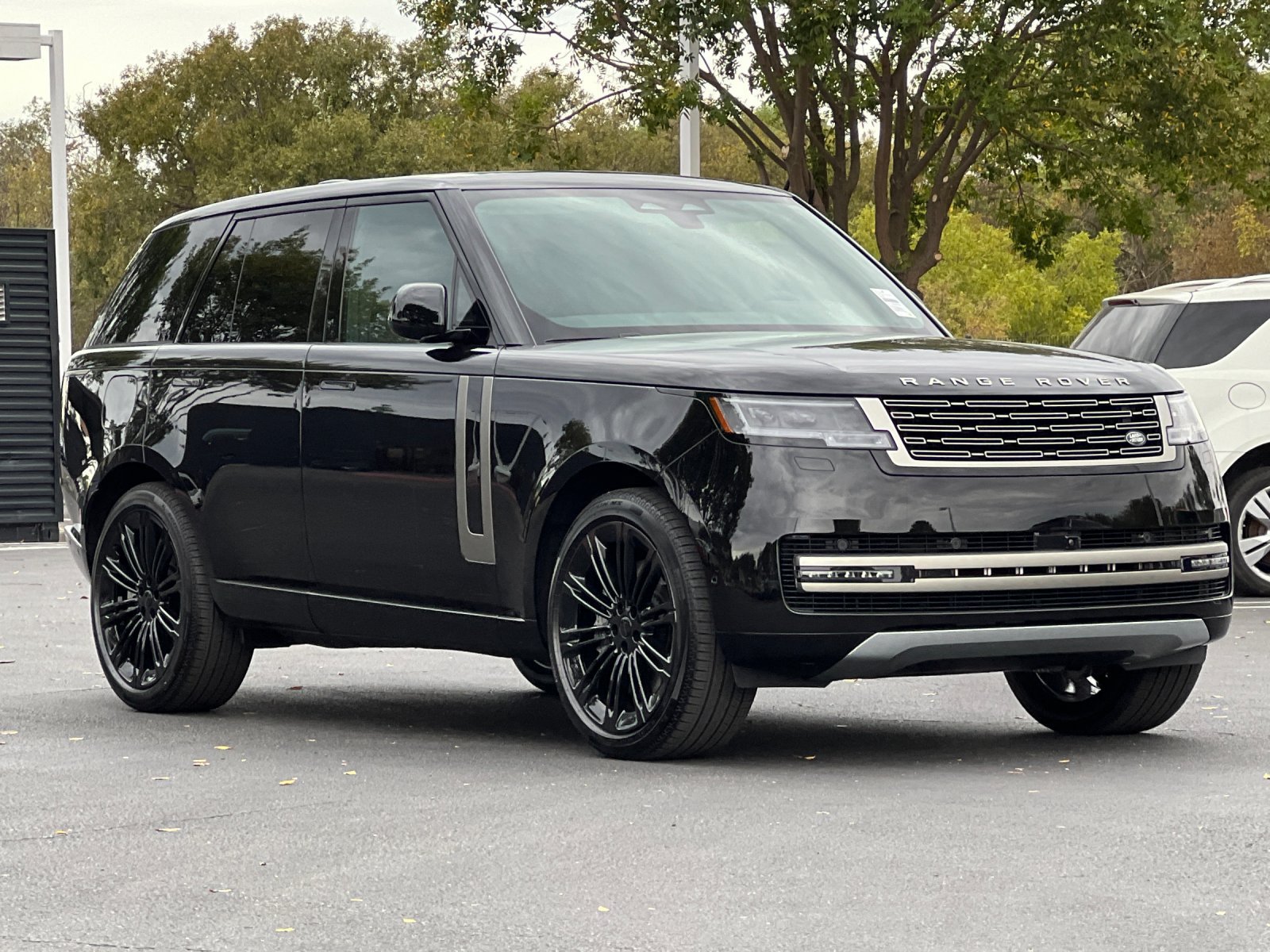 New 2026 Land Rover Range Rover SE AWD/4WD image 8