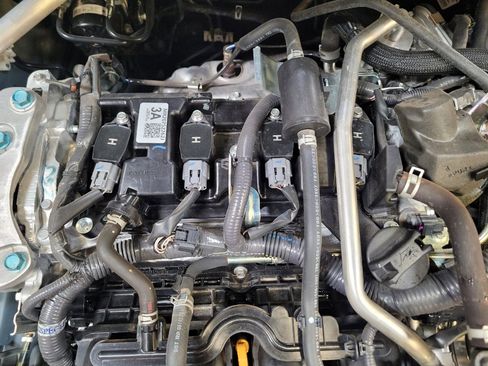 Used 2024 Nissan Sentra SV FWD image 30