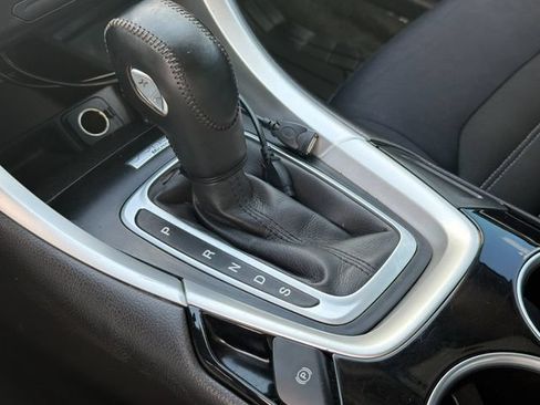 Used 2013 Ford Fusion SE FWD image 21