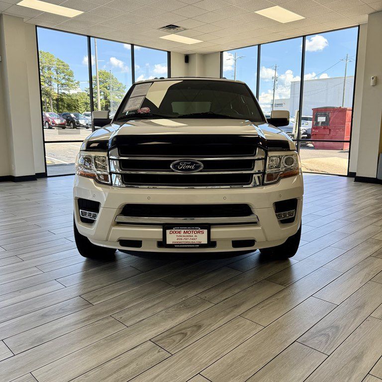 Used 2017 Ford Expedition EL Limited w/ Equipment Group 301A RWD image 2