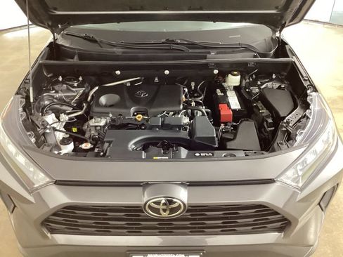 Used 2022 Toyota RAV4 LE FWD image 25