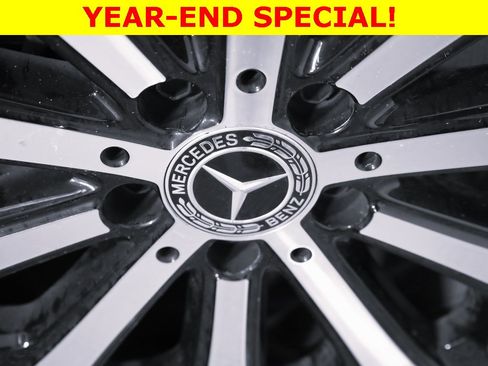 Used 2022 Mercedes-Benz GLB 250 4MATIC image 8