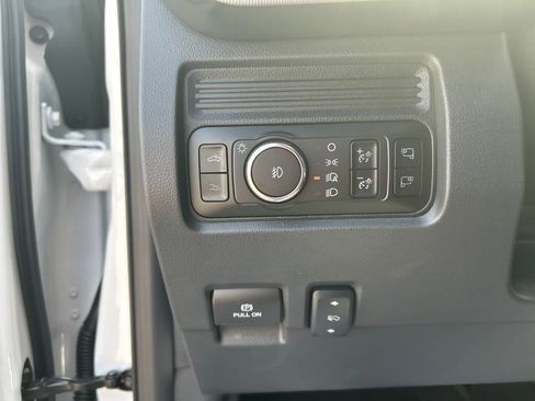 New 2025 Ford F250 Platinum w/ FX4 Off-Road Package image 24