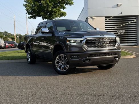 Used 2022 RAM 1500 Limited AWD/4WD image 1