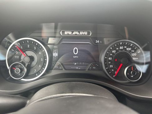 New 2026 RAM 1500 Express AWD/4WD image 21