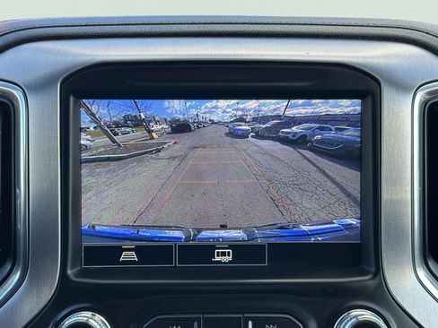 Used 2021 GMC Sierra 1500 Elevation w/ Preferred Package image 32