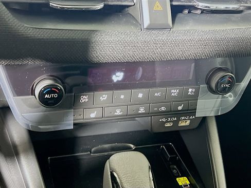 New 2026 Subaru Outback Limited AWD/4WD image 13