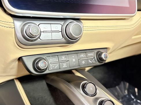 Certified 2023 Ferrari Portofino M RWD image 12