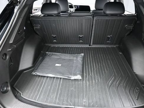 Used 2024 Chevrolet Equinox EV RS FWD image 27