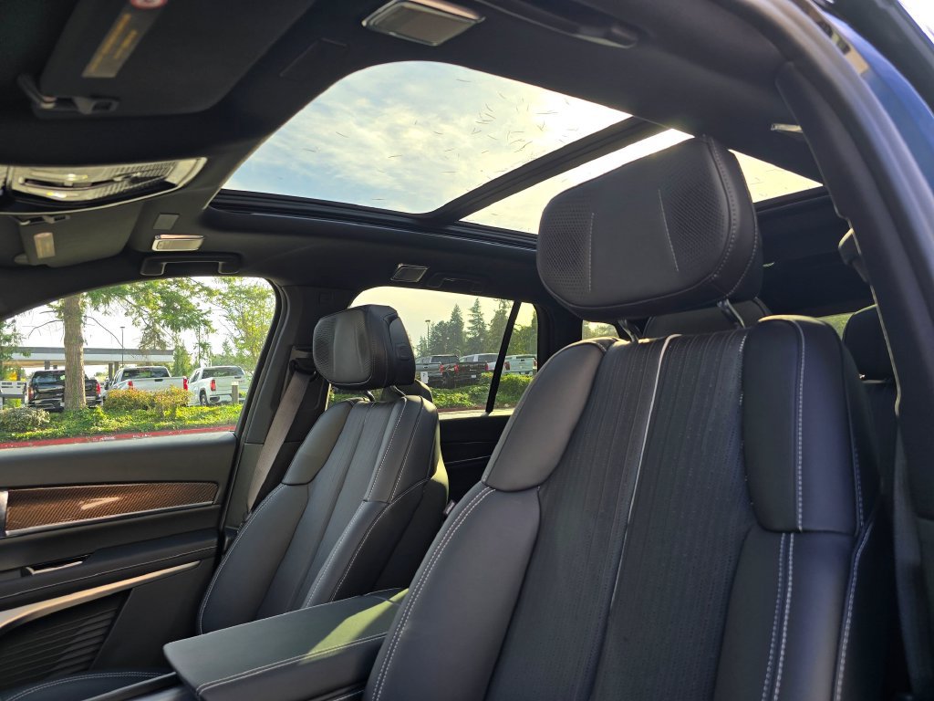 New 2027 Cadillac Vistiq Luxury AWD/4WD image 22