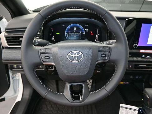 New 2026 Toyota Camry Hybrid image 5
