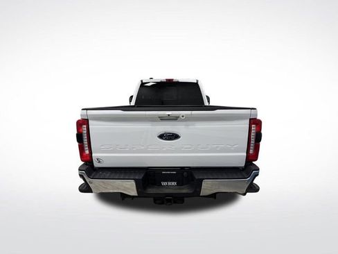 Used 2024 Ford F350 Lariat w/ Chrome Package image 14