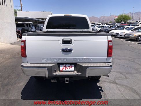 Used 2015 Ford F250 XLT AWD/4WD image 4