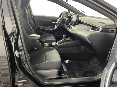 Used 2022 Toyota Corolla SE image 9