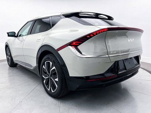 Used 2022 Kia EV6 Wind image 15