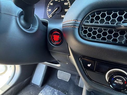 New 2026 Honda HR-V Sport image 17