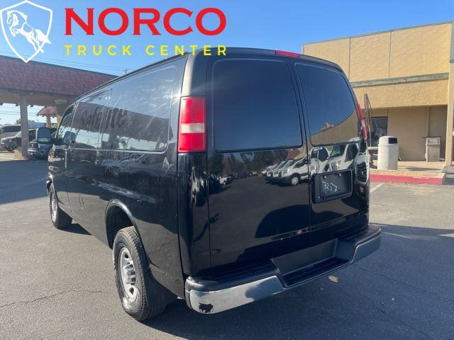 Used 2015 Chevrolet Express 2500 RWD image 22