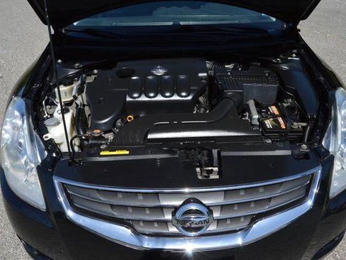 Used 2010 Nissan Altima 2.5 S FWD image 28