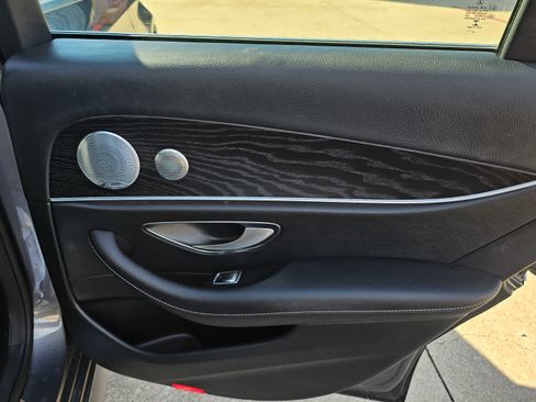 Used 2018 Mercedes-Benz E 300 w/ Premium 1 Package image 22