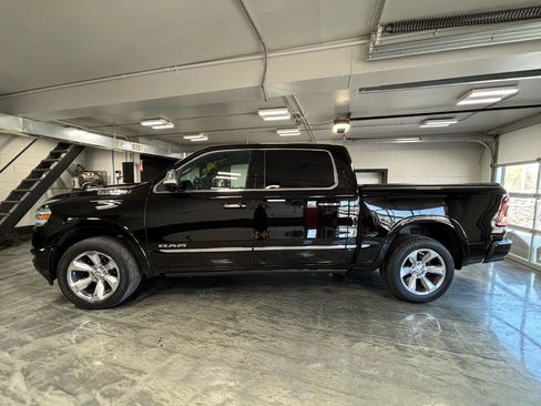 Used 2019 RAM 1500 Limited w/ Body Color Bumper Group AWD/4WD image 7