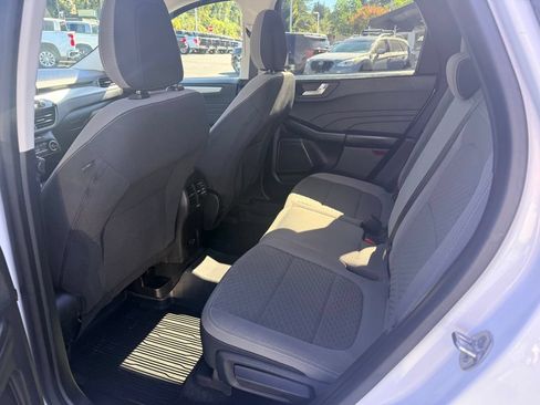 Used 2021 Ford Escape SE w/ Cold Weather Package AWD/4WD image 31