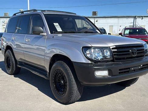 Used 1999 Toyota Land Cruiser image 3