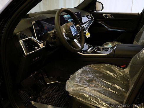 New 2026 BMW X5 xDrive50e w/ M Sport Package image 12