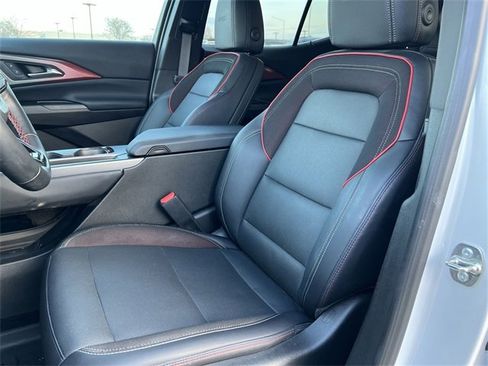 Certified 2024 Chevrolet Equinox EV RS image 13