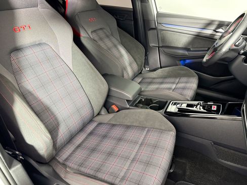 Used 2024 Volkswagen GTI S image 34