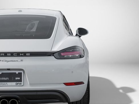 Used 2017 Porsche 718 Cayman S image 47