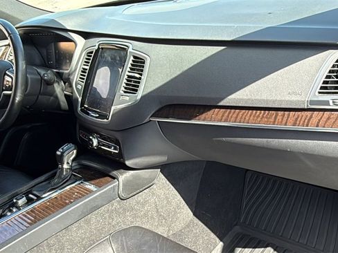 Used 2019 Volvo XC90 T5 Momentum w/ Protection Package Premier image 43