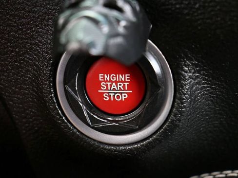 Used 2018 Dodge Challenger SRT Hellcat RWD image 14