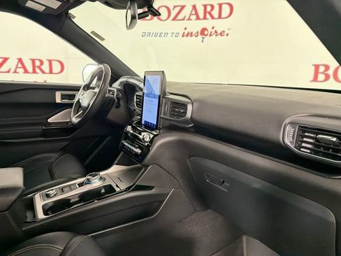 Used 2023 Ford Explorer ST w/ Equipment Group 401A AWD/4WD image 17