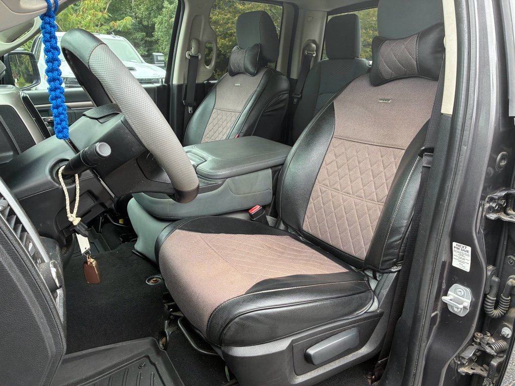 Used 2016 RAM 1500 Classic SLT RWD image 6