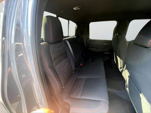 Used 2024 Nissan Frontier Pro-X RWD image 19