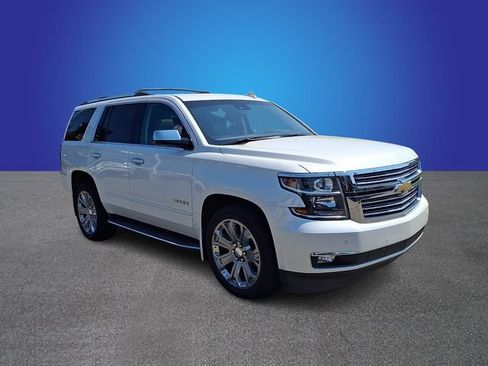 Used 2017 Chevrolet Tahoe Premier AWD/4WD image 3